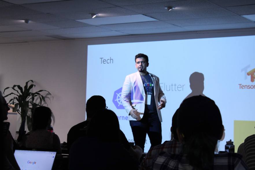 DevFest – Build Flutter Apps with&nbsp;MVVM
